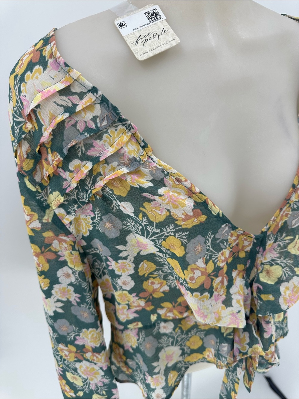 Free People Maybel Blouse Green Floral Ruffle Tie-Front Top Pink & Yellow Blooms - Picture 4 of 15
